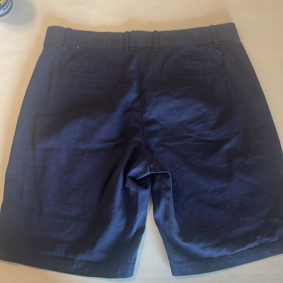 Khakis by GAP Boyfriend roll up Navy blue shorts Size 4 - Picture 7 of 7